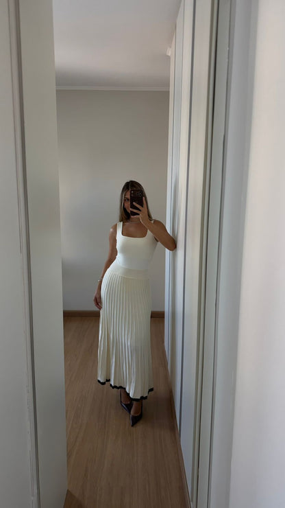 Saia Midi Plissada