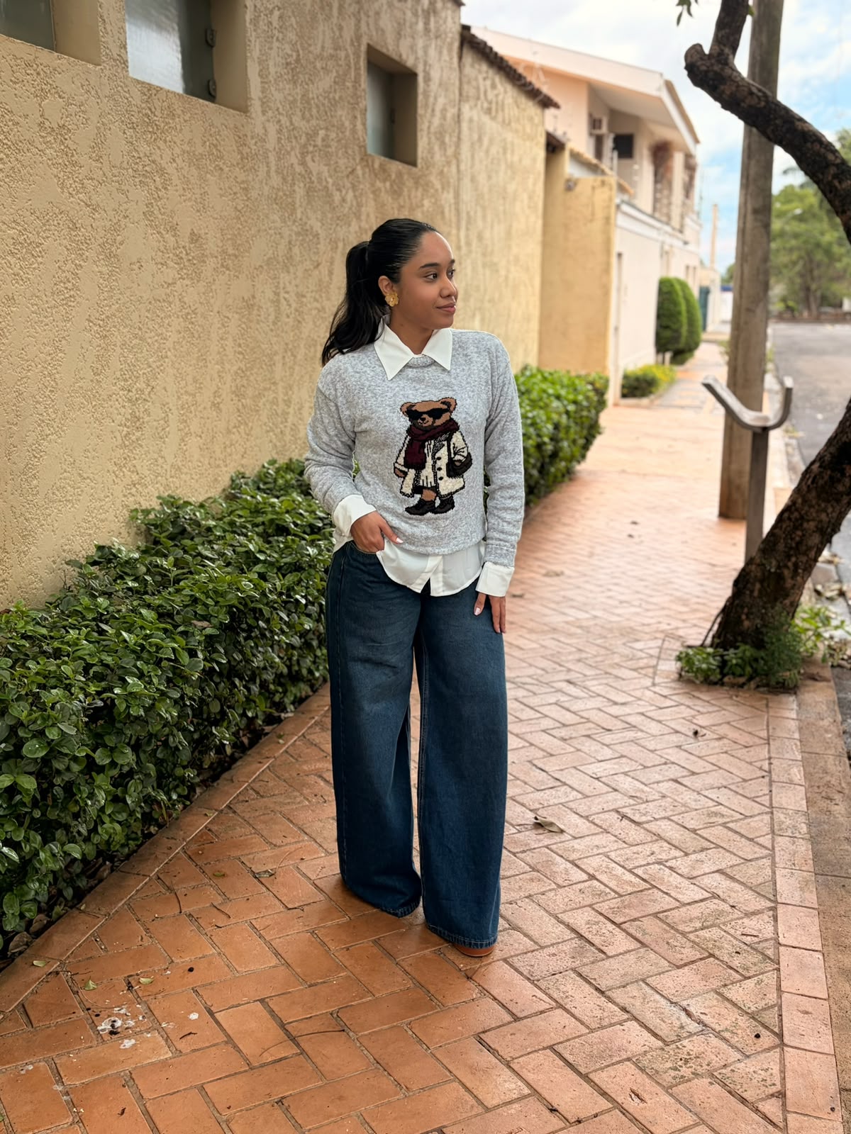 Jeans Pantalona Escuro